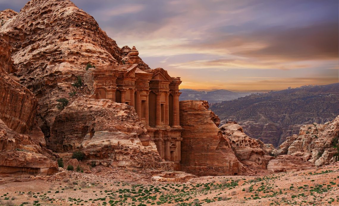 Best Time to Visit Egypt and Jordan